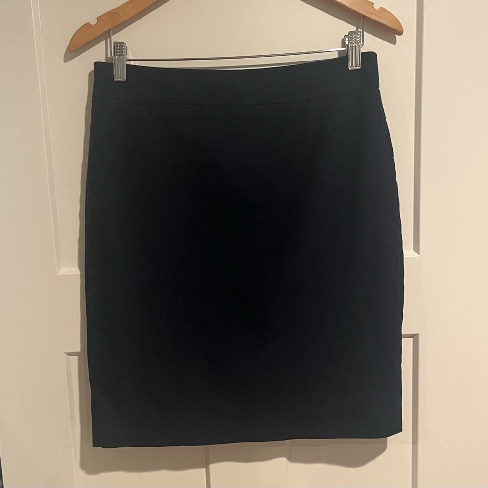 J. Crew Navy Pencil skirt size 6